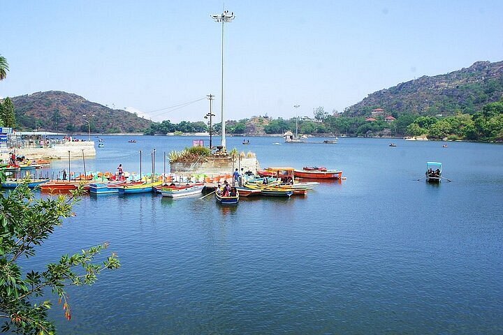 Nakki Lake